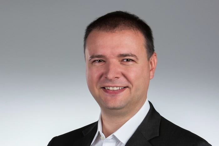 Martin Ackermann joined Heraeus in 2005 as CEO of Heraeus infosystems and became Chief Information Officer (CIO) of the Heraeus Group in 2006.Since 2018, Martin Ackermann leads the Global Business Unit Heraeus Photovoltaics in Shanghai, China. Image: Heraeus Photovoltaics
