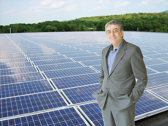 Calls for Ahmad R. Chatila, president and CEO of SunEdison to resign or be replaced have mounted in recent months.