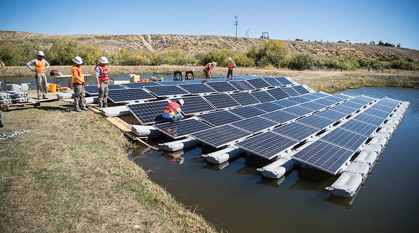 Floating PV being installed in Walden, Colorado. (Photo by Dennnis Schroeder/NREL)