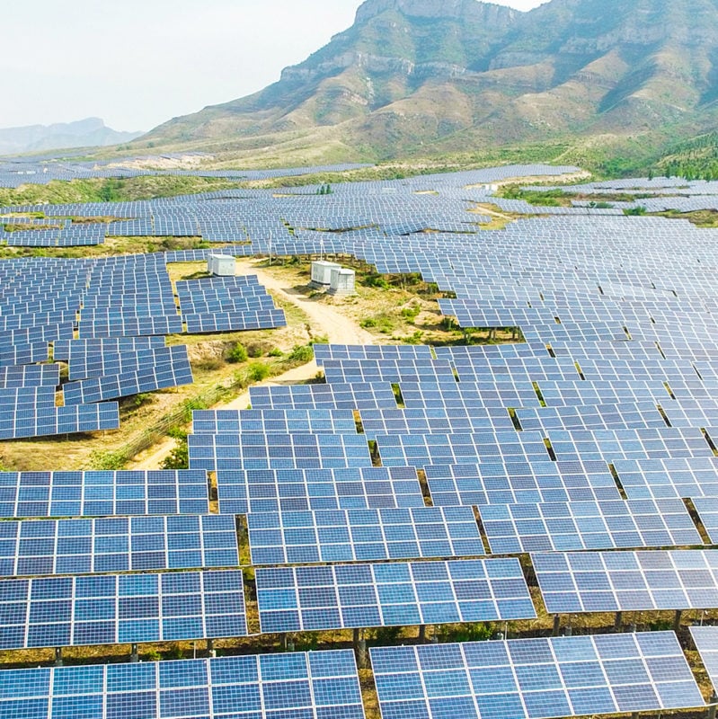 BNEF noted that global investments in the solar sector had declined by 24% to US$130.8 billion in 2018, primarily due to a sharp decline in capital costs, which were driven by solar policy changes in China, under the 531 New Deal, creating surplus product supply. Image: Risen Energy