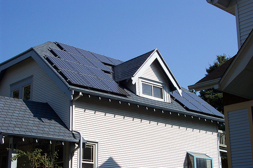 Fitch's assertion that net metering poses a 'credit challenge' to IOUs was dubbed as 'bad analysis' by the SEIA's Sean Gallagher. Source: Flickr/mjmonty