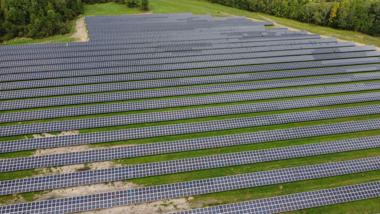 DSD solar acquired a two-project, 10MW community solar portfolio in Lenox, New York earlier this month. Image: DSD
